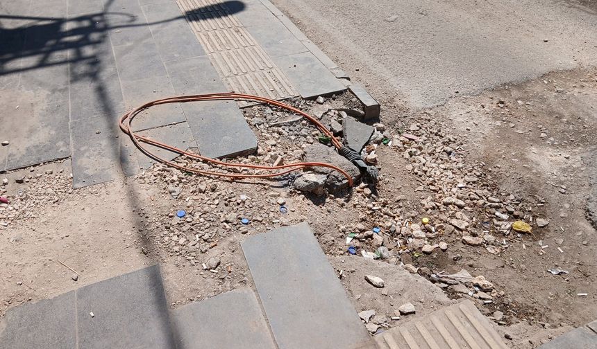 Diyarbakır'da Altyapı Krizi! Fiber Kablolar Koptu, Binlerce Kişi Günlerdir İnternetsiz