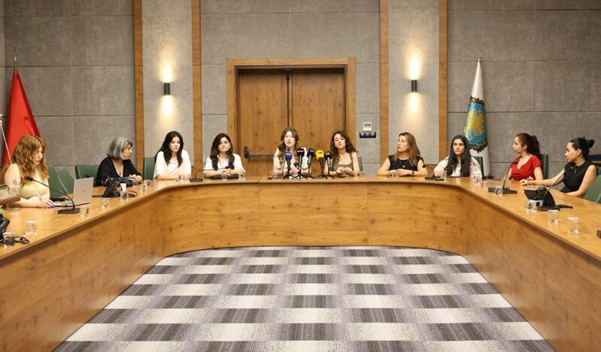 Diyarbakır Barosu'ndan Nafaka Hakkı ve Kadın Cinayetleri Çalıştayı