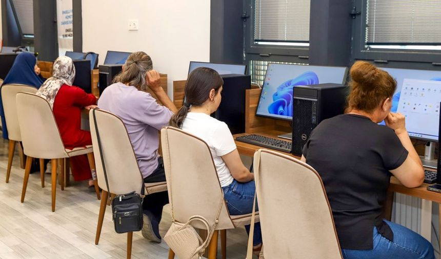 Diyarbakır'da Görme Engellilere Dijital Erişim Desteği