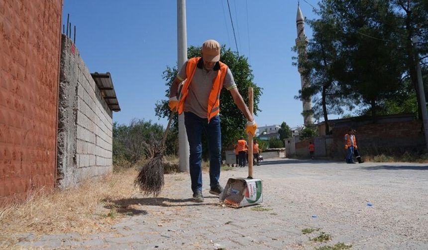 Sur’da Temizlik Seferberliği: Karpuzlu Mahallesi Dip Köşe Temizlendi