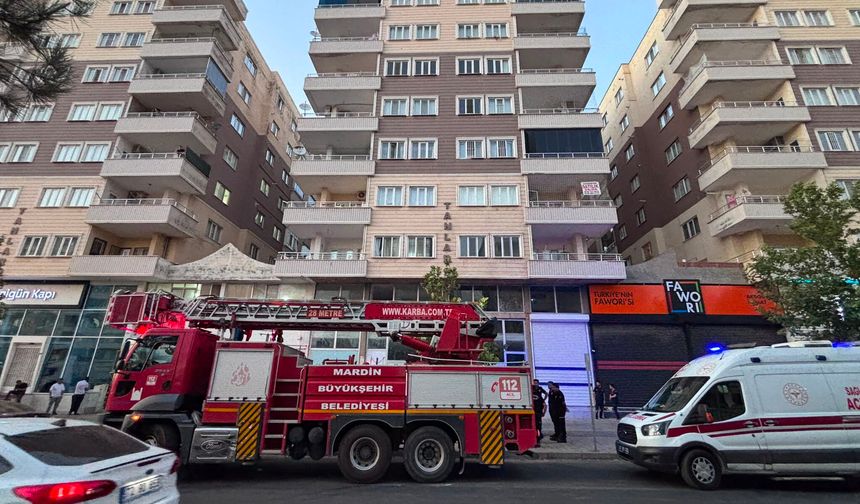 Balkondan düşen kadın hayatını kaybetti