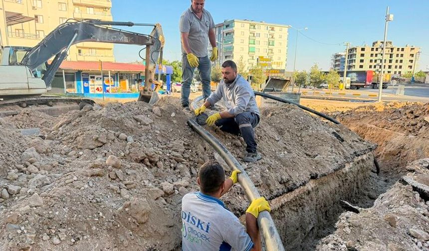 Silvan’da Kavşak Çalışmasına Altyapı Düzenlemesi