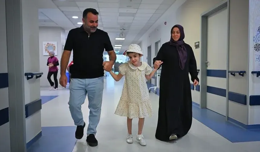 8 Yıl Süren Epilepsi Nöbetlerinin Ardından Yeniden Yürüyüp Konuşmaya Başladı