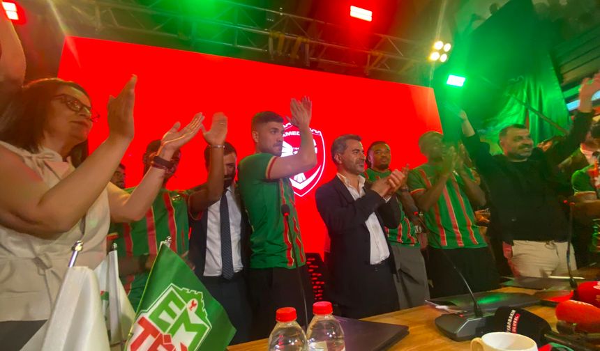 Amedspor’da 5 Yeni Transfer İçin İmza Töreni