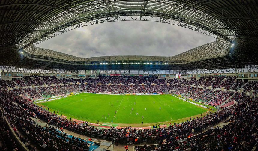 Amedspor İçin Tarihi Gece