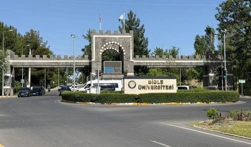 Dicle Üniversitesi Resim-İş Öğretmenliği İçin Özel Yetenek Sınavı Tarihleri Açıklandı