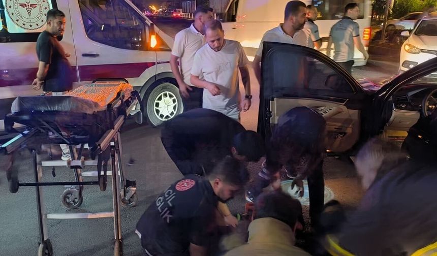 İki otomobilin çarpışması sonucu 2 kişi yaralandı