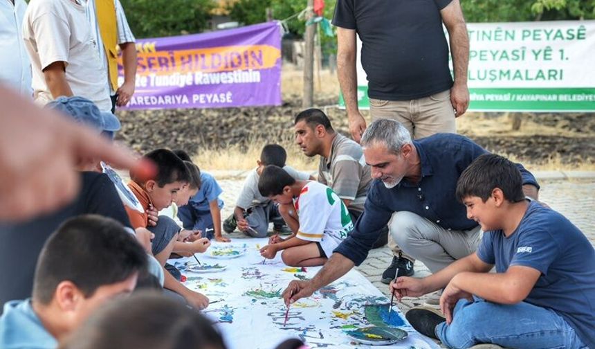 Diyarbakır’da Çocukların Renklerinde Barış ve Amedspor Sevgisi
