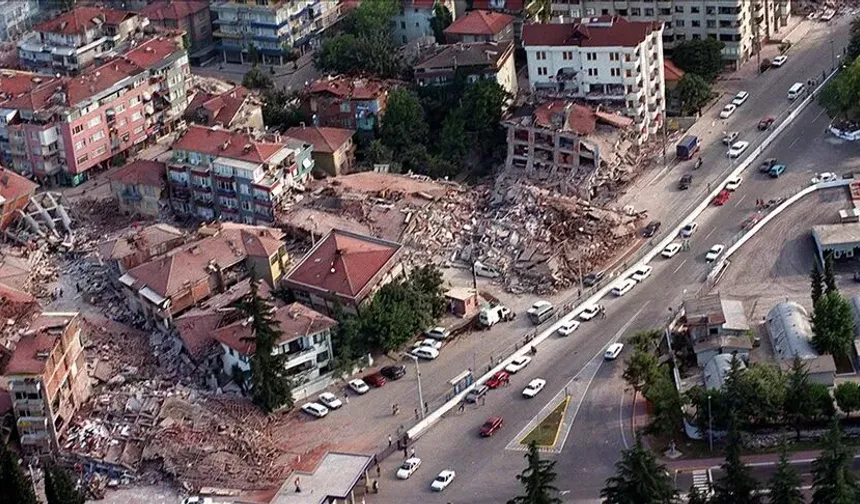 27 yıl önceki acı: 17 Ağustos Marmara Depremi