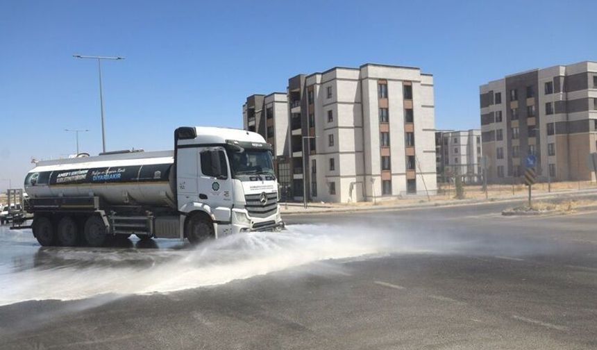 Oğlaklı TOKİ’de  temizlik çalışması yapıldı