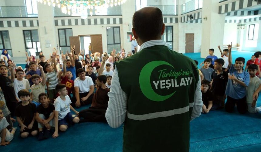 Yeşilay, Kur'an kurslarına katılan öğrencilere bağımlılık eğitimi verdi