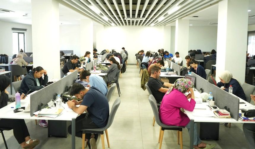 Kayapınar’da öğrencilerin ders çalışma adresi: Arjen Ari Okuma Salonu