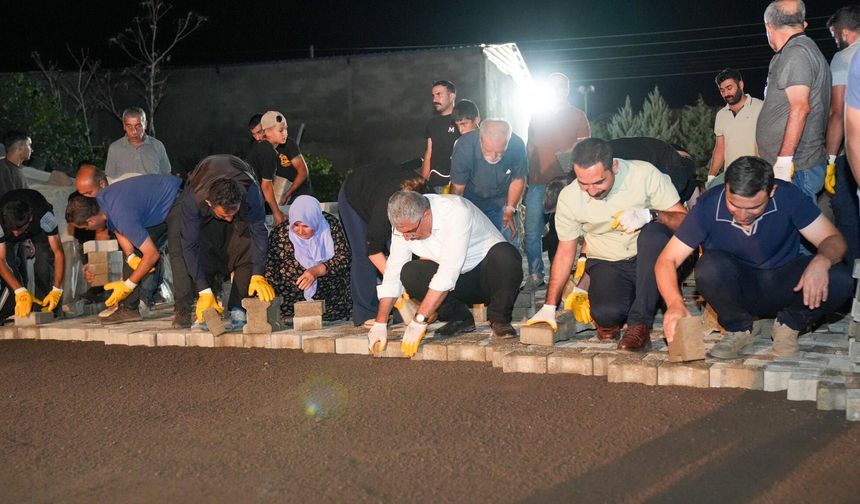 Yeşildallı’da yollar komünle yapılıyor