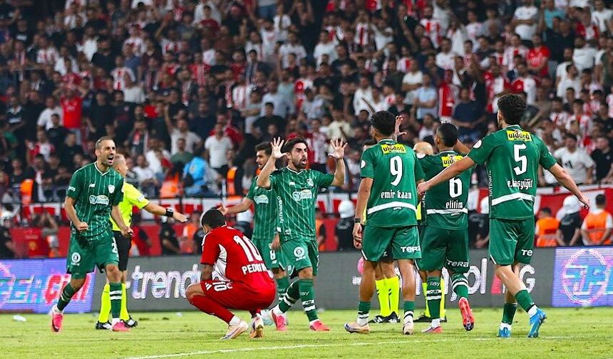 Batman Petrolspor evinde kayıpları oynadı