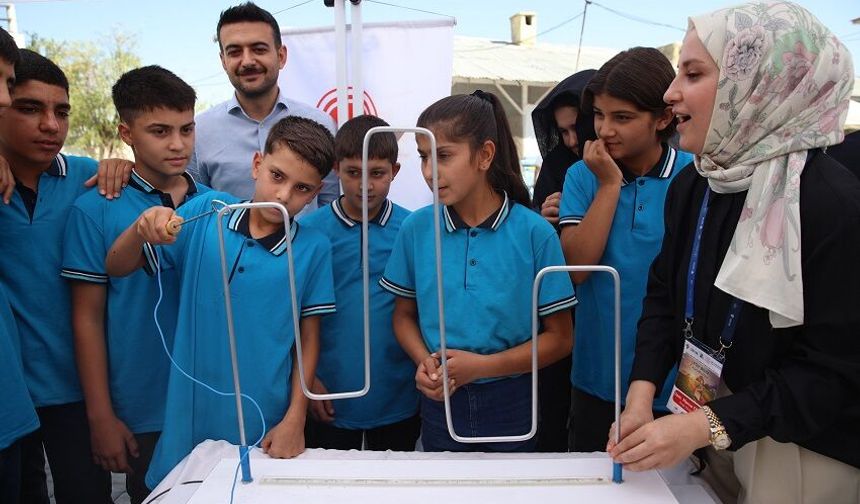 Diyarbakır'da "O Köy Bilim Köyümüzdür" projesi hayata geçirildi