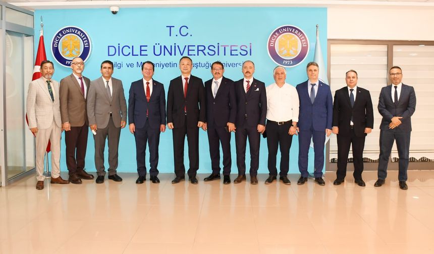 Kırgızistan Büyükelçisi Kazakbaev, Dicle Üniversitesi’nde