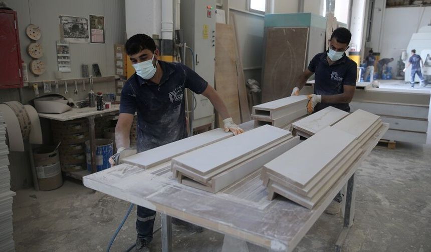 Karacadağ OSB’de Sanayi Çarkları Dönüyor: İlk Fabrikalar Üretime Başladı