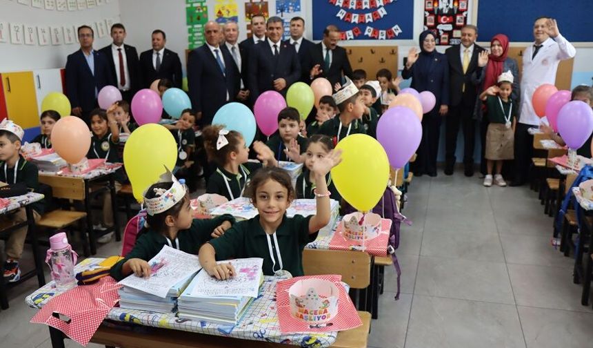 Doğu ve Güneydoğu'da eğitim öğretim yılı törenlerle başladı