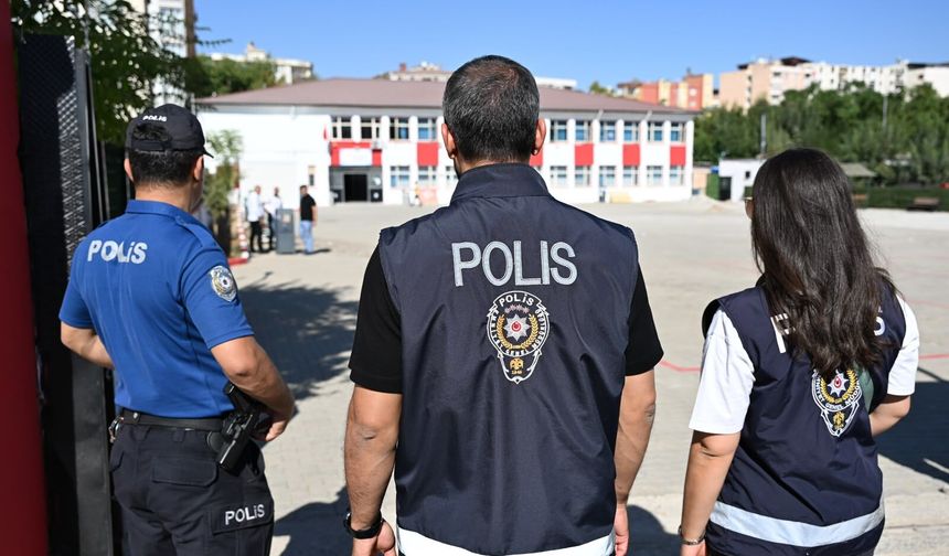 Okul çevresi ve servis araçlarına yönelik denetim yapıldı