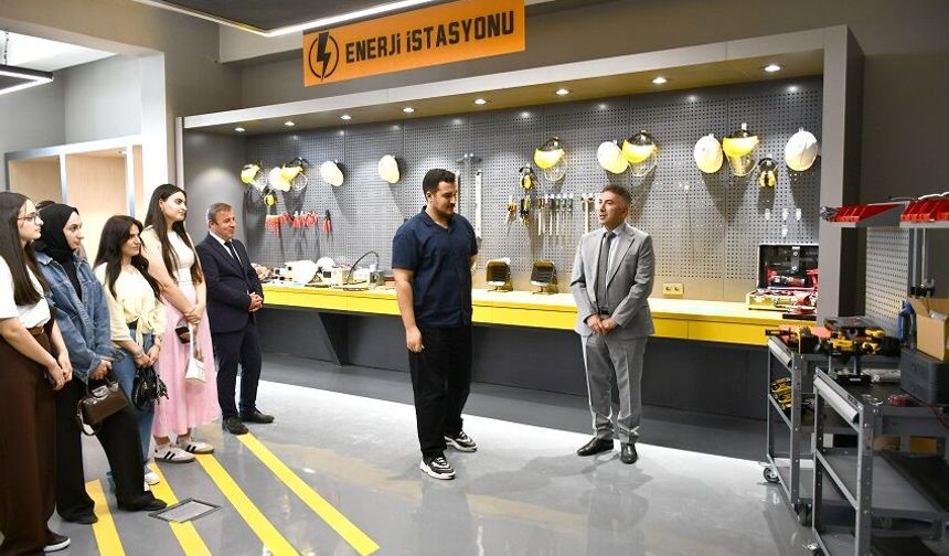 Gençlerin Teknoloji Hayallerine Yeni Merkez: Milli Teknoloji Atölyesi Açılıyor