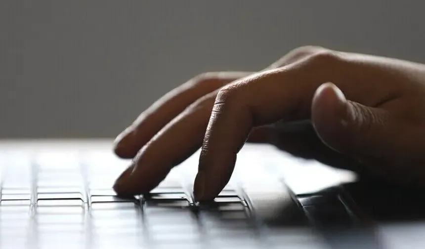 Ankara’da Sanal Devriye: 417 İnternet Sitesine Erişim Engeli