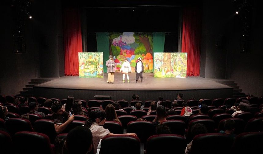 Diyarbakır Kültür Yolu Festivali Sona Erdi: Son Gün Sanat ve Tarihle Geçti