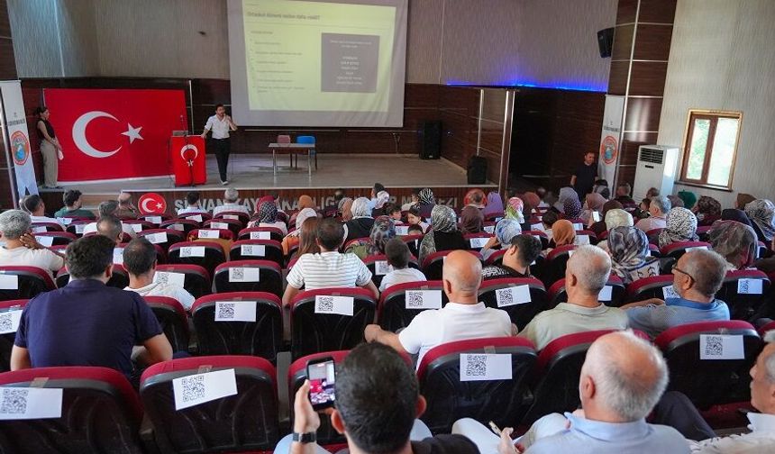 Silvan’da veliler için “Aile Akademisi” başladı