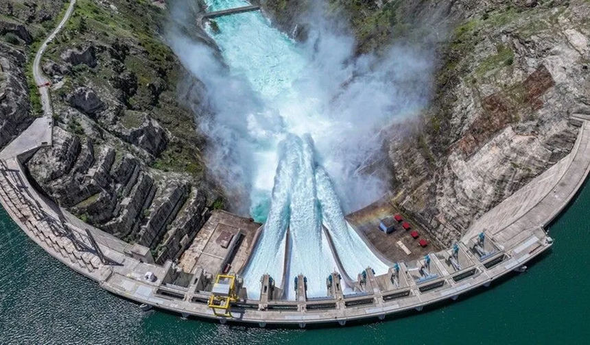 Türkiye’nin Elektrik Kurulu Gücü 127 Bin Megavatı Aştı