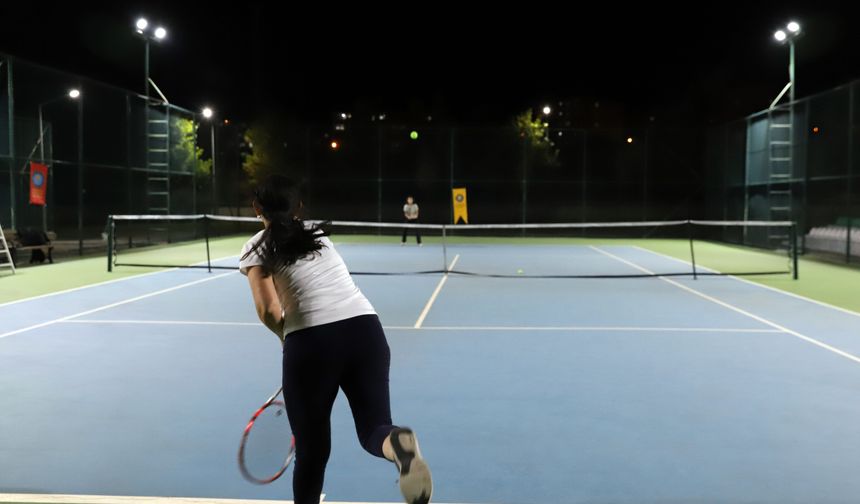 Amed Cup’ta 354 tenisçi şampiyonluk için yarışıyor