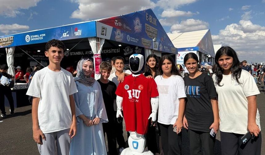 İdilli öğrenciler TEKNOFEST Güneydoğu’da teknolojiyle buluştu