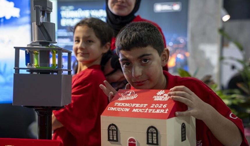 Viranşehirli Öğrenciler Bozuk Yollara Denizatından İlhamla Çözüm Geliştirdi