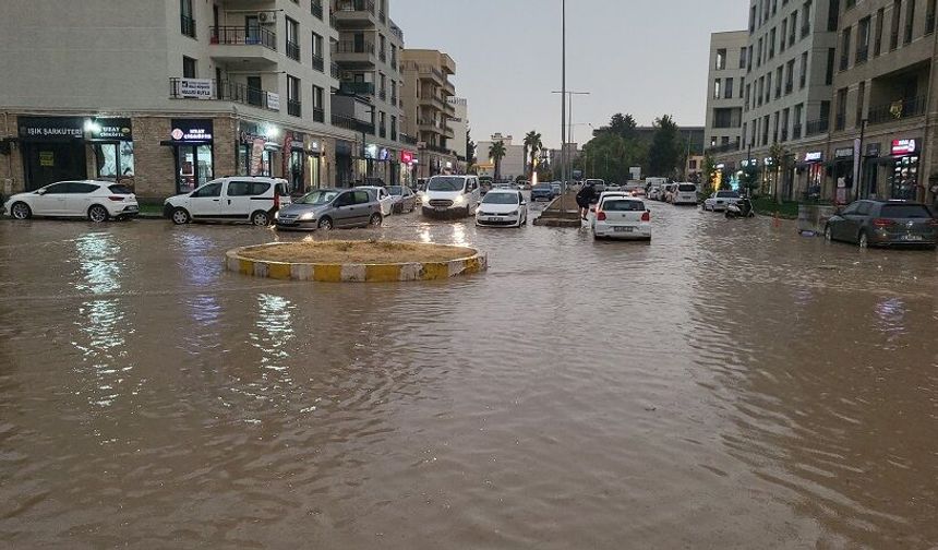 Adıyaman’da sağanak yağış ulaşımı ve günlük yaşamı etkiledi
