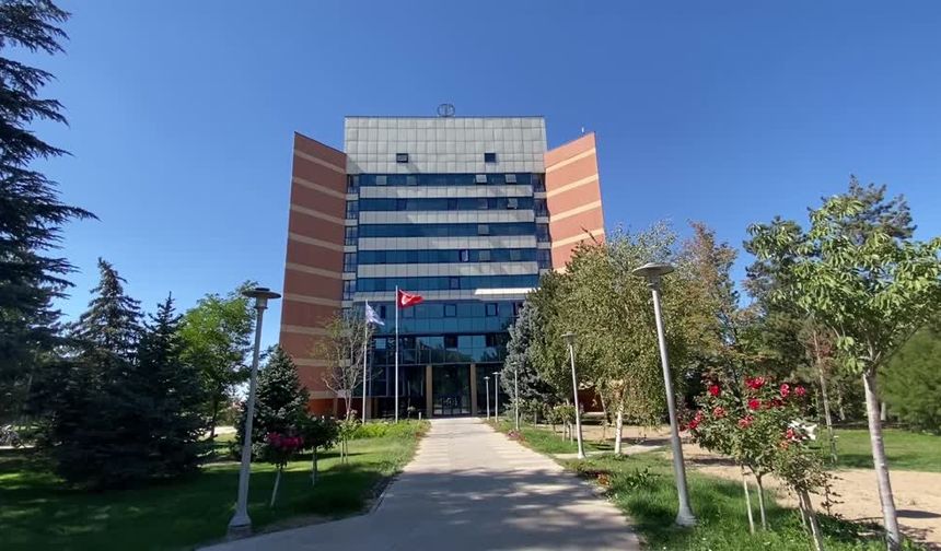 Anadolu Üniversitesi 60'tan fazla programla ikinci üniversite fırsatı sunuyor