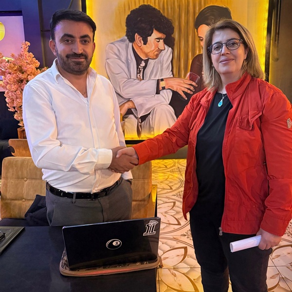 Filiz Aküzüm