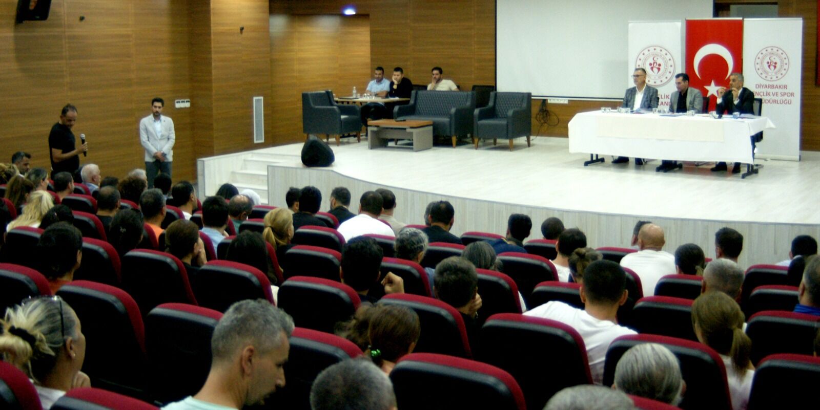 Gençlerin Geleceği İçin Diyarbakır’da Spor Seferberliği 1