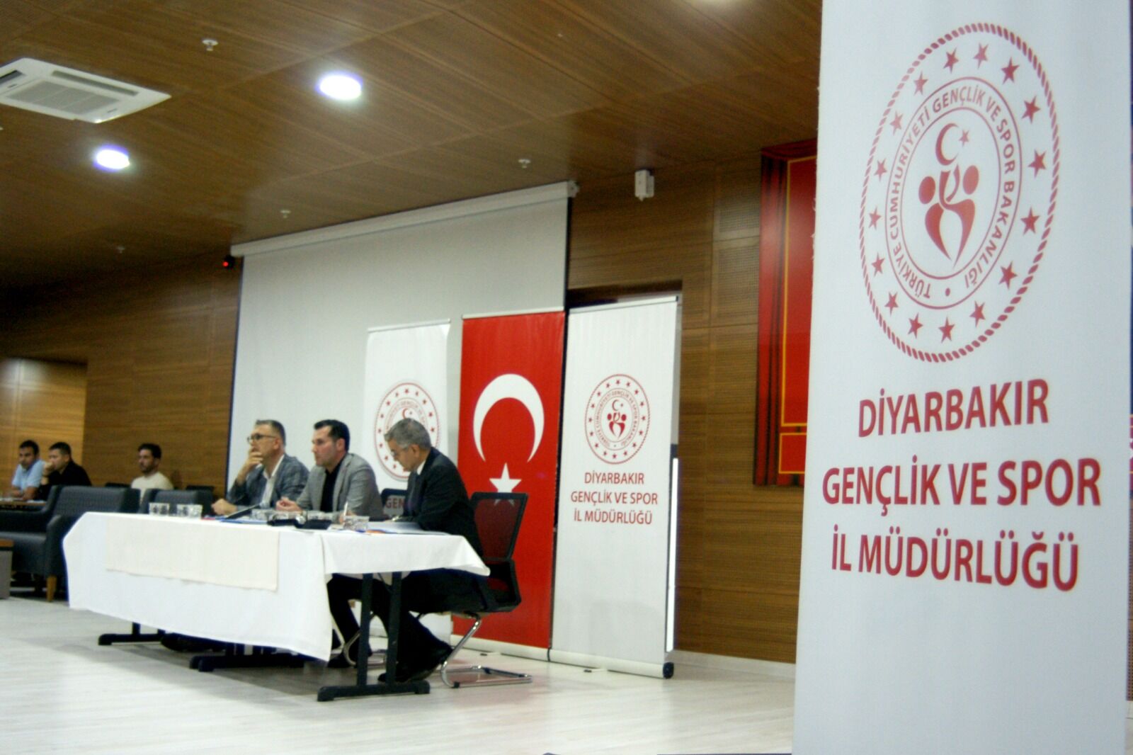 Gençlerin Geleceği İçin Diyarbakır’da Spor Seferberliği (7)