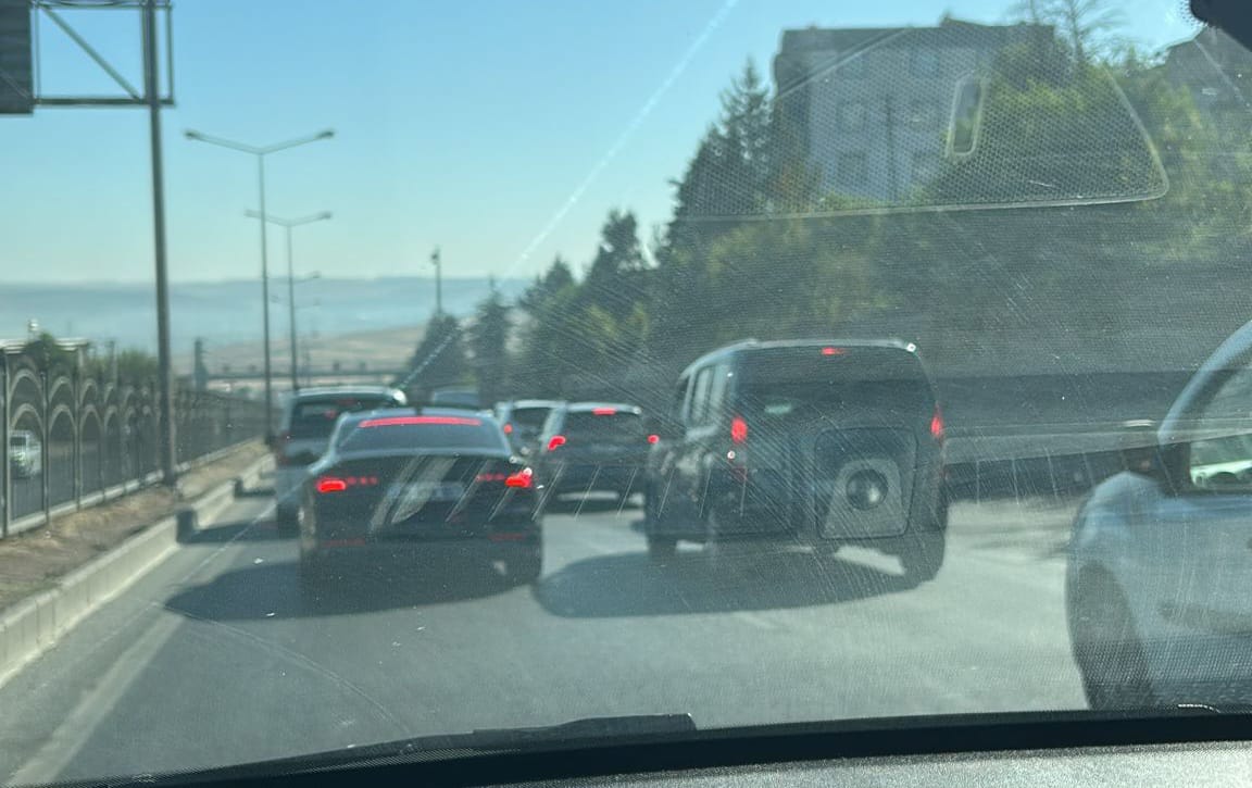 Seyrantepe – Dicle Üniversitesi Arasındaki Trafik Çilesi Bitmiyor (3)