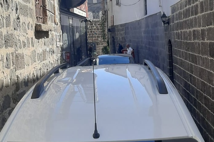 Sur Sokakları Otoparka Dönüştü