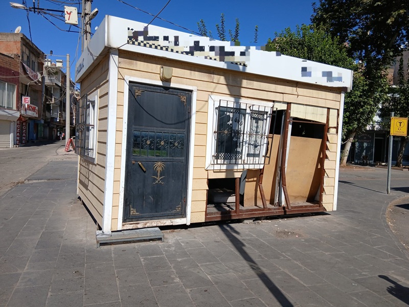 Taksi Durağı ...