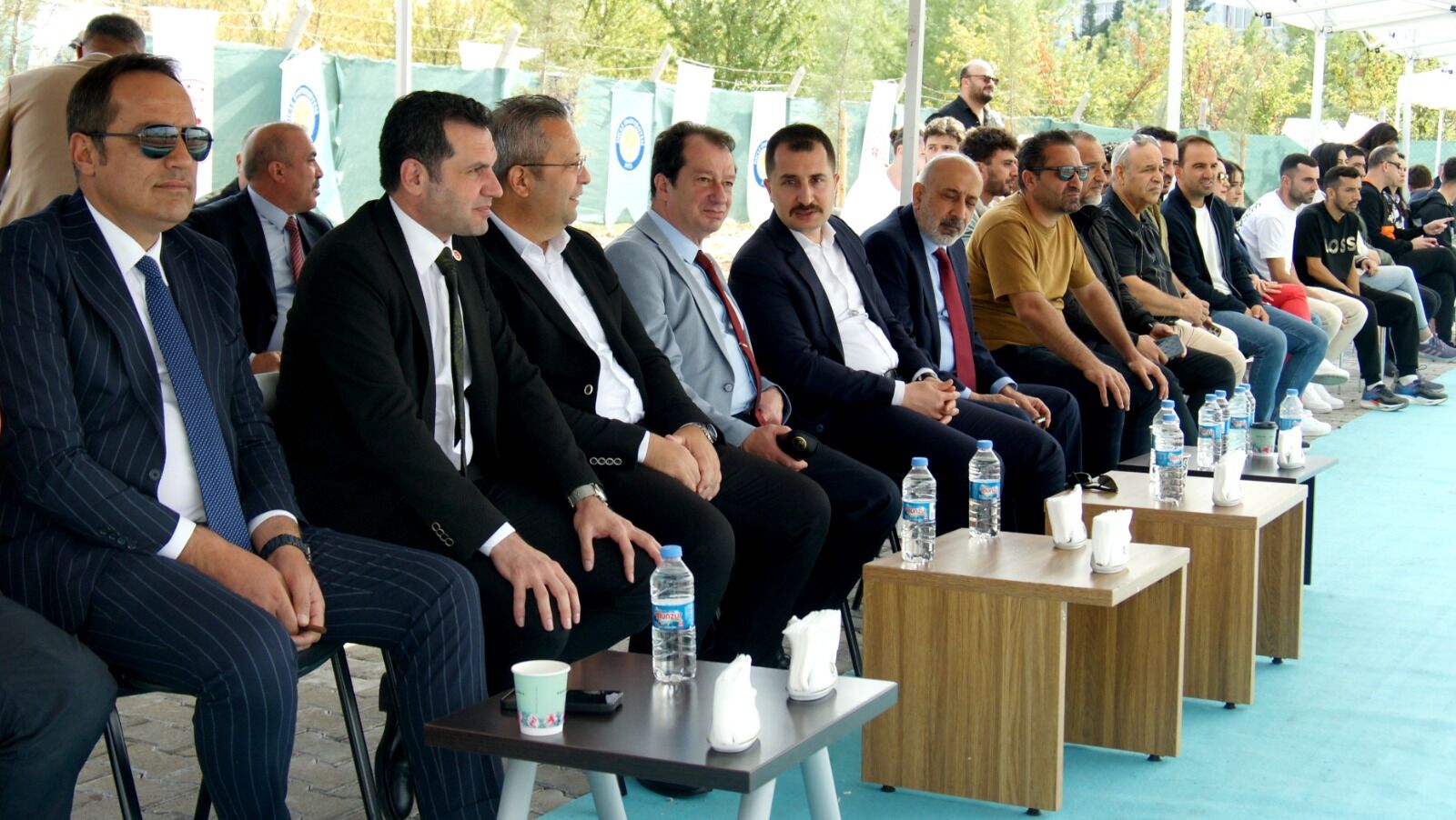 137 Sporcu, 860 Bin Tl Ödül Için Raket Sallıyor (5)