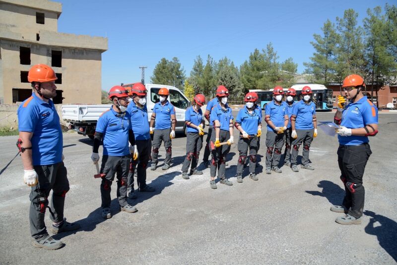 Afet Eğitimini Tamamlayan Ekip Afad’dan Onay Aldı (1) 800X534