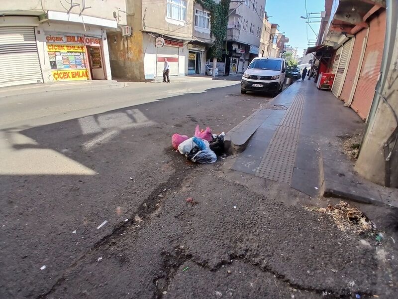 Cadde Çöp Içinde