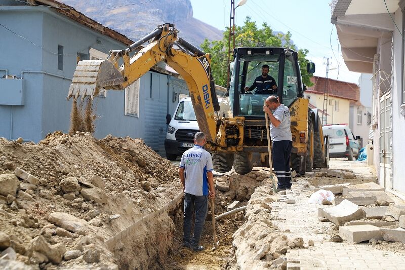 Çüngüş’te 68 Hane Kesintisiz Suya Kavuştu (2)