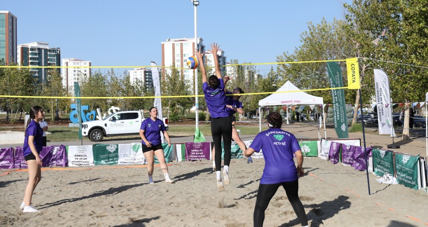 Denizsiz Kentte Plaj Voleybolu Coşkusu Kayapınar’da Yaşandı (3)