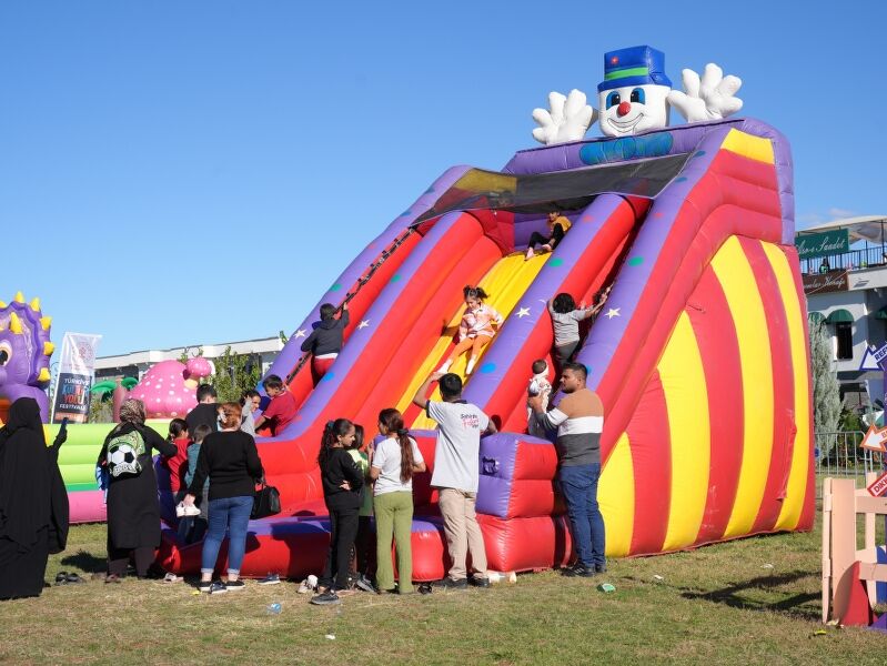 Diyarbakır’da Festivalin En Neşeli Durağı Çocuk Köyü (4) 799X600