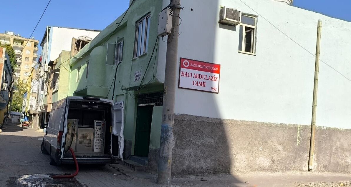 Kayapınar’da 185 Ibadethanede Temizlik Başladı (2)