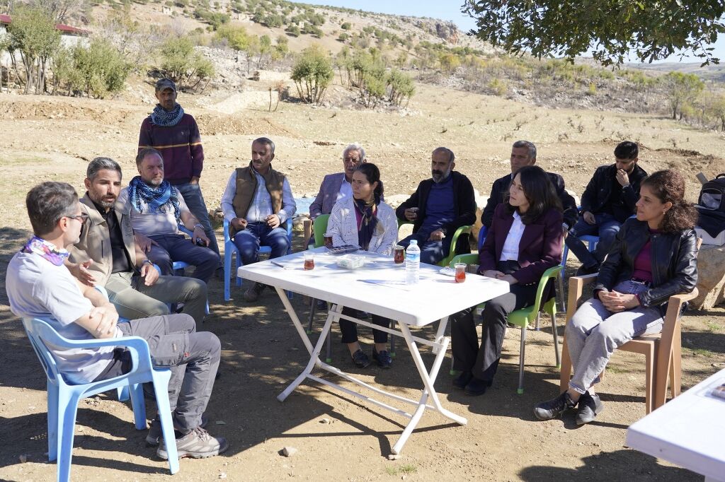 Kulp’ta Arkeolojik Kazı Alanına Ziyaret Yeni Bulgular Heyecan Yarattı (5)