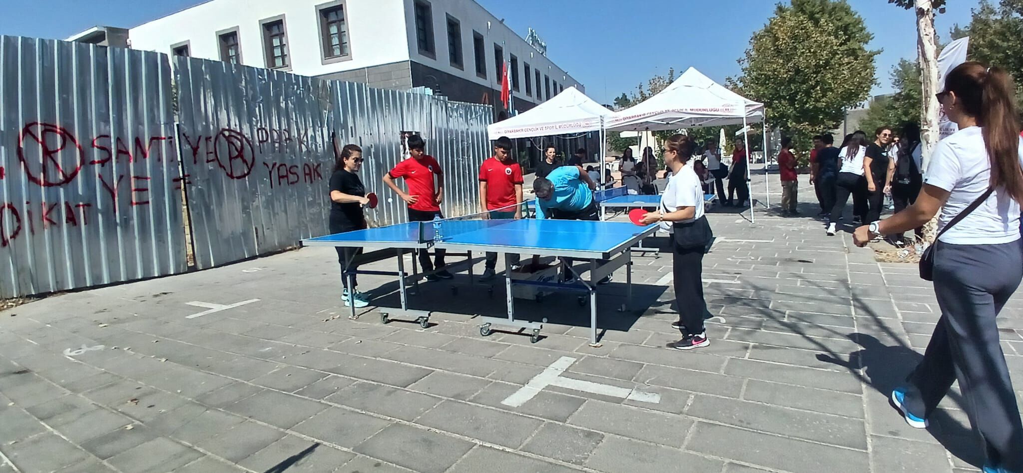 Sporcular Tarihi Surlar Eşliğinde Yürüdü, Kent Sporla Renklendi (1)