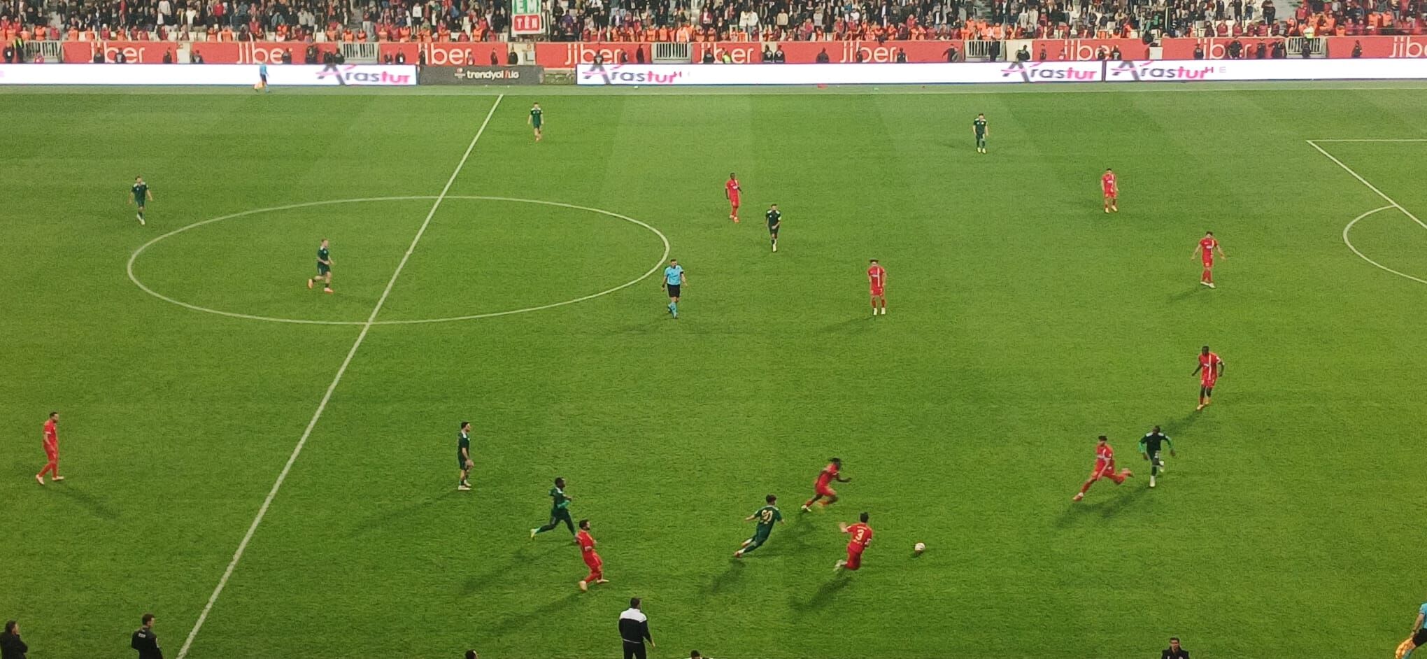 Amedspor Ilk Yarı Üzdü, Ikinci Yarı Sevindirdi 2 1 (1)