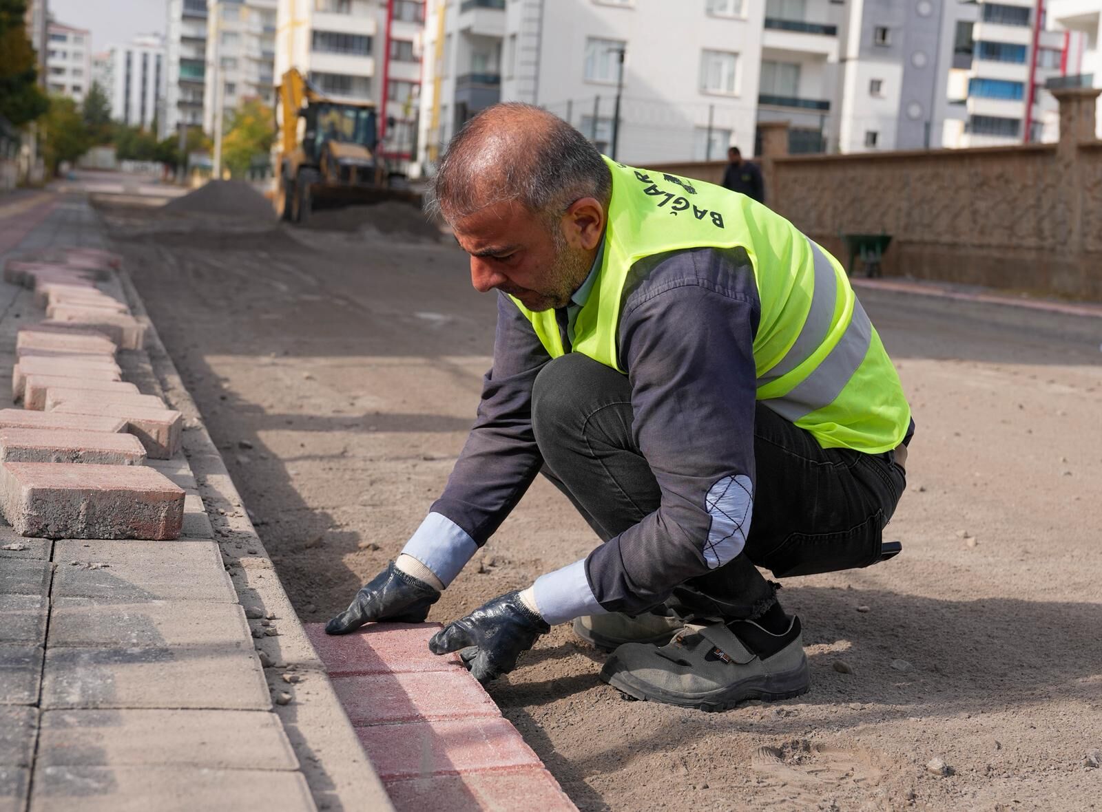 Bağlar Belediyesi’nden Vatandaş Odaklı Yol Düzenleme Çalışması (2)